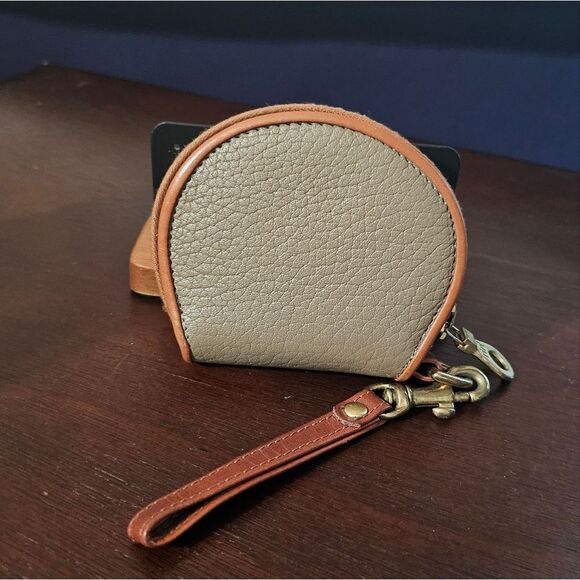Dooney & Bourke Coin Bag - Picture 2 of 3